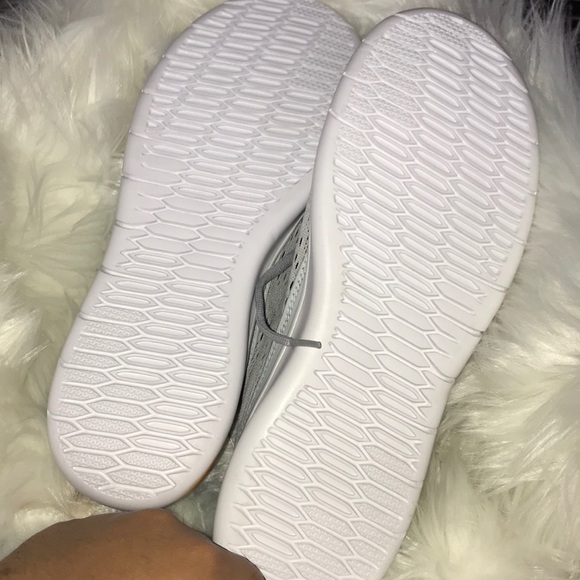 Sneakers - Picture 3 of 3